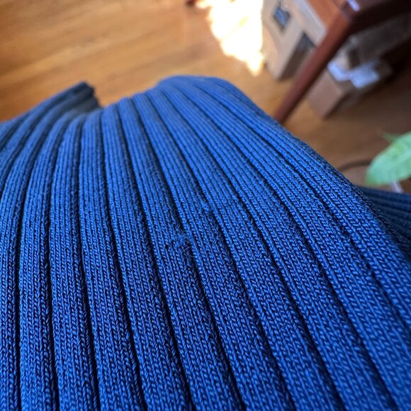 Theory Cropped Rib Knit Cardigan New With Tag - Picture 5 of 9